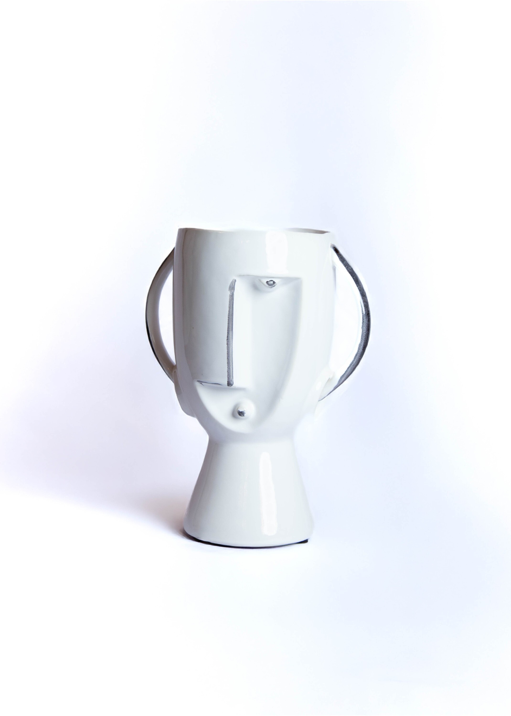 Vase tête blanc en L