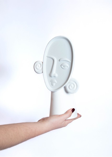 Vase tête blanc en M